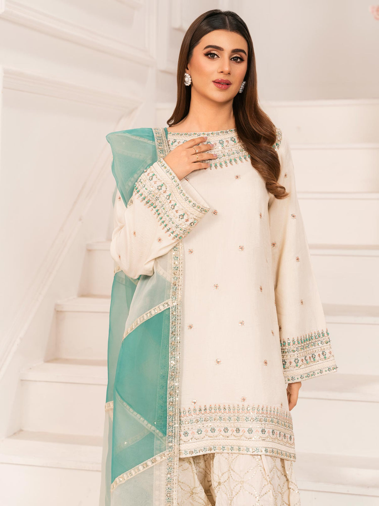 Ivory Embroidered Raw Silk Kurta Set with Farshi Shalwar & Organza Dupatta – 3 Piece Eastern Wear