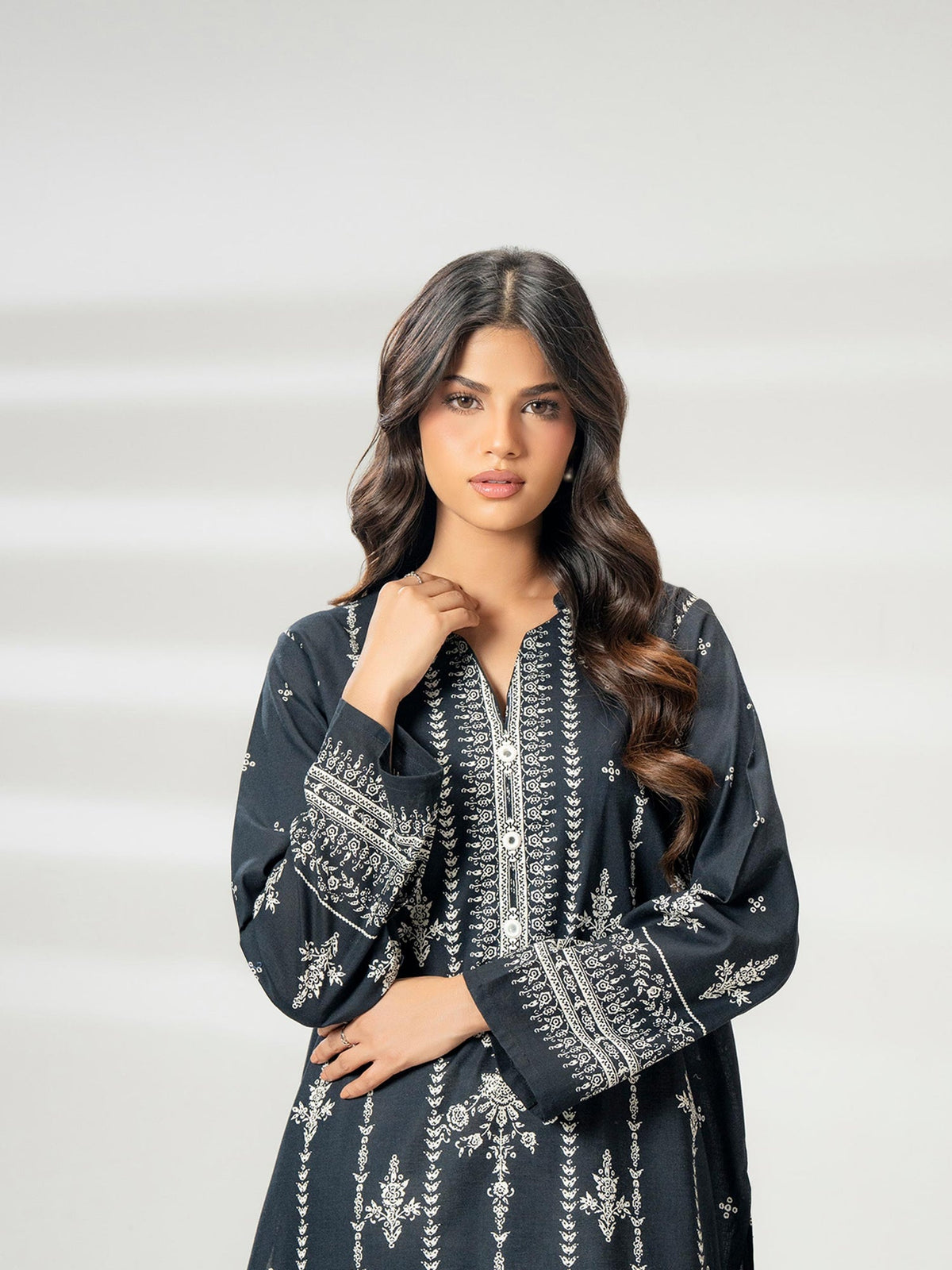 Limelight 2 Piece Khaddar Suit-Printed (Pret)