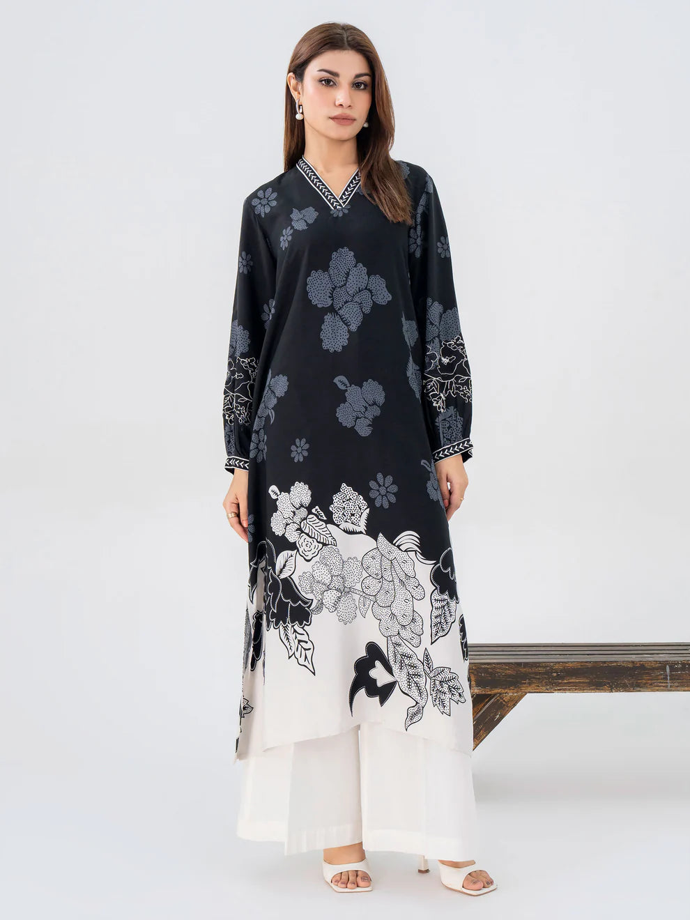 Limelight Printed 1 Piece Embroidered Linen Shirt – Black | Salenmore Winter Collection