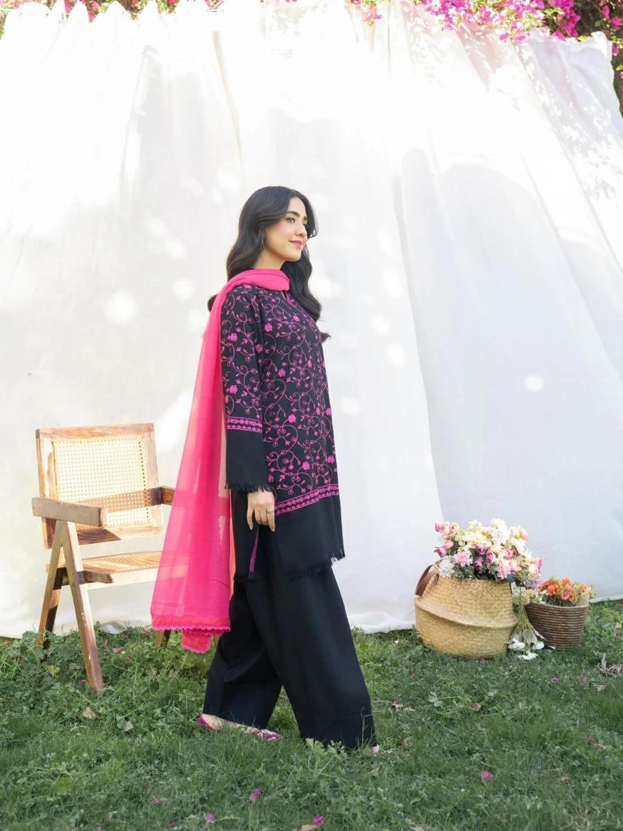 {{ product.title }} | Pakistani Clothes UK | Salenmore