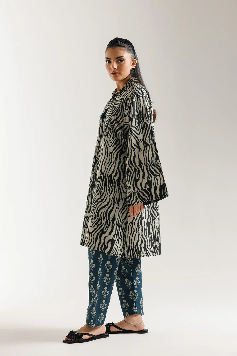 Ethnic 2 piece A-line pointed collar flared sleeves and Shalwar