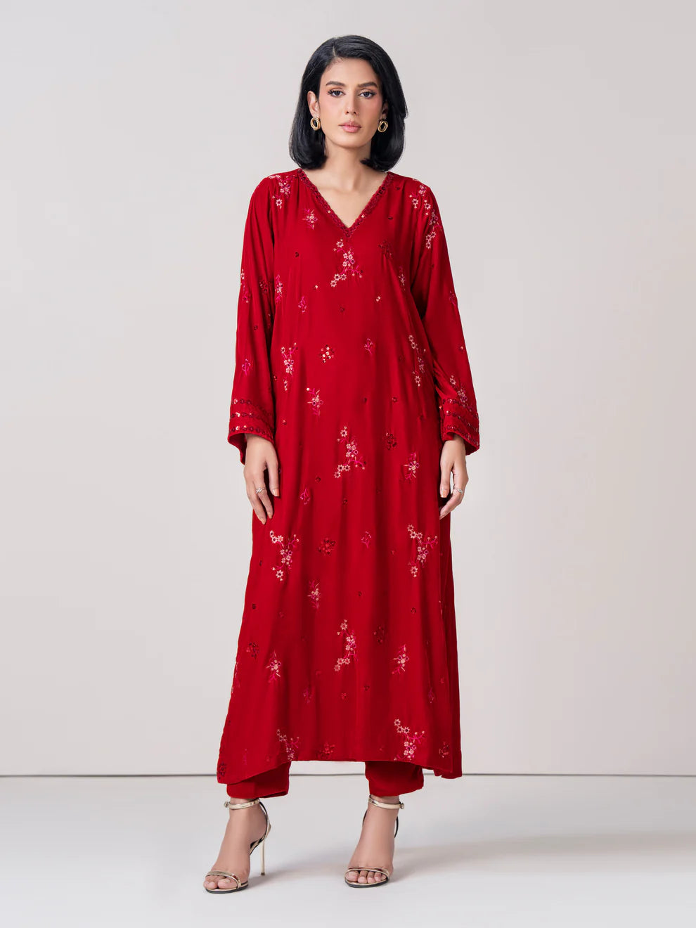 Limelight Velvet Suit - Red A-line Shirt with V-neckline Sequin Embroidery & Narrow-leg Trousers Elastic Waistband