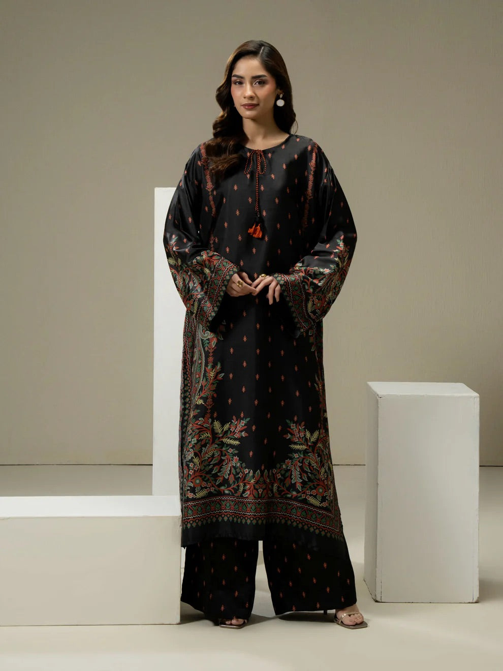 Salenmore | Limelight 2 Piece Printed Silk Suit – Black | Pret Collection | Pakistani Clothing UK – Pakistani women's wear | Salwar Kameez |