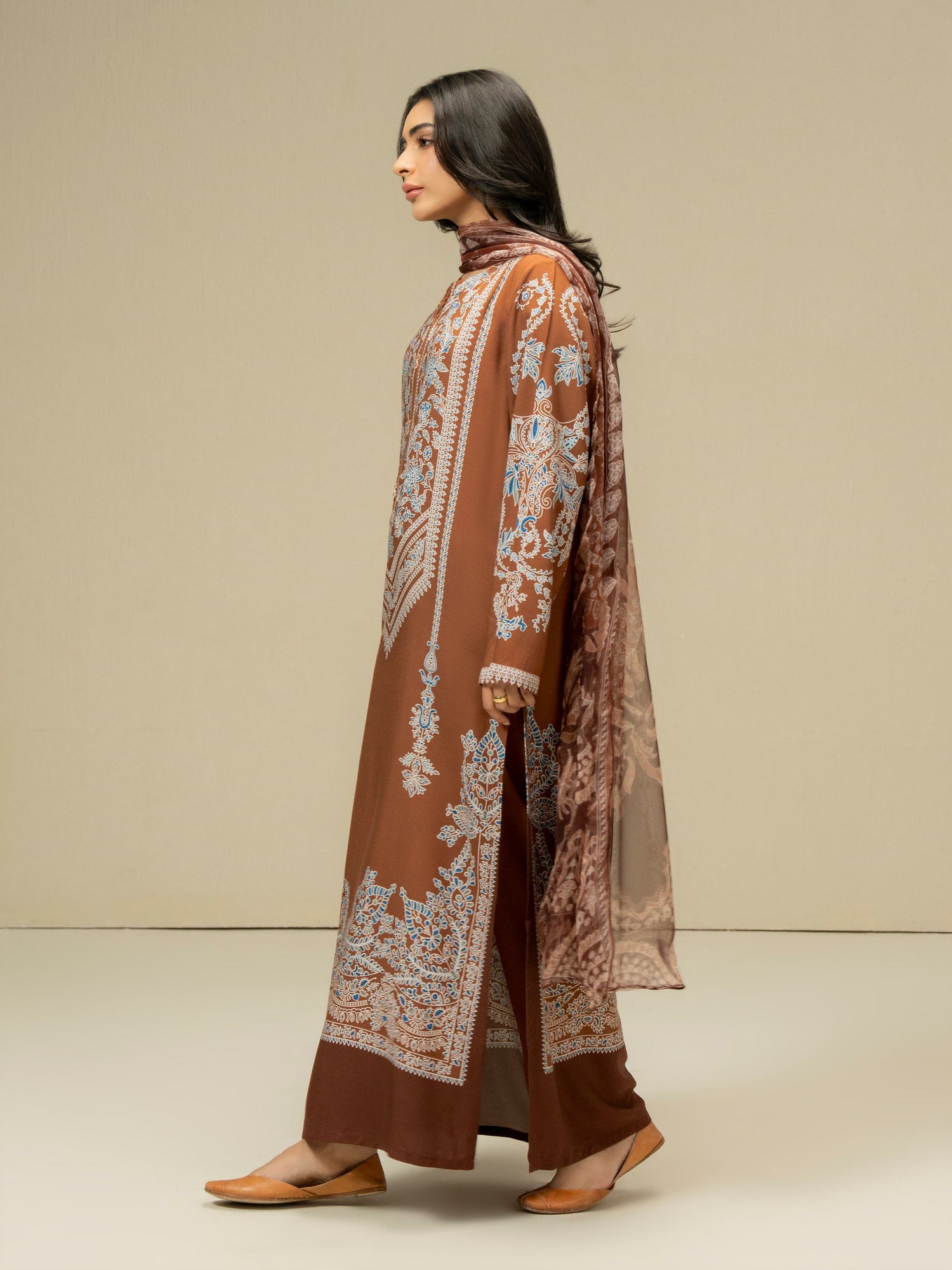 Salenmore | Limelight 3 Piece Printed Linen Suit with Chiffon Dupatta – Brown | Winter Pret Collection | Pakistani Clothing UK – Pakistani women's wear | Salwar Kameez |