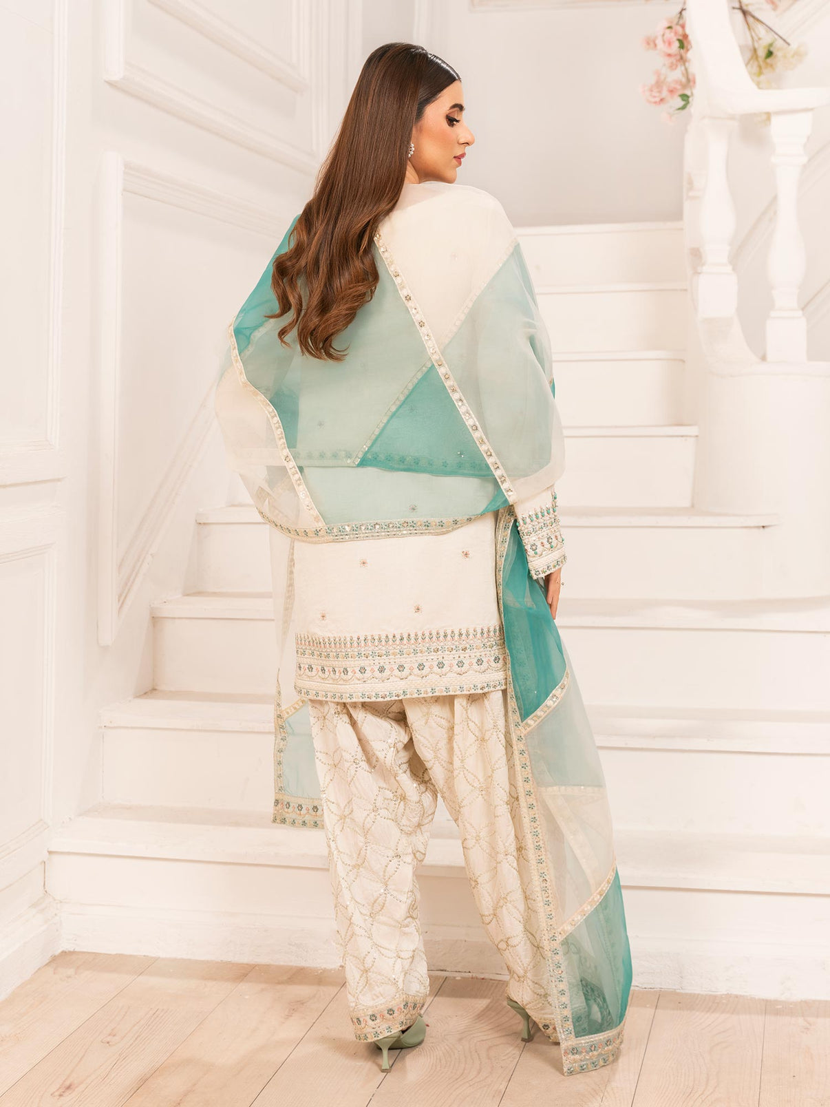 Ivory Embroidered Raw Silk Kurta Set with Farshi Shalwar & Organza Dupatta – 3 Piece Eastern Wear