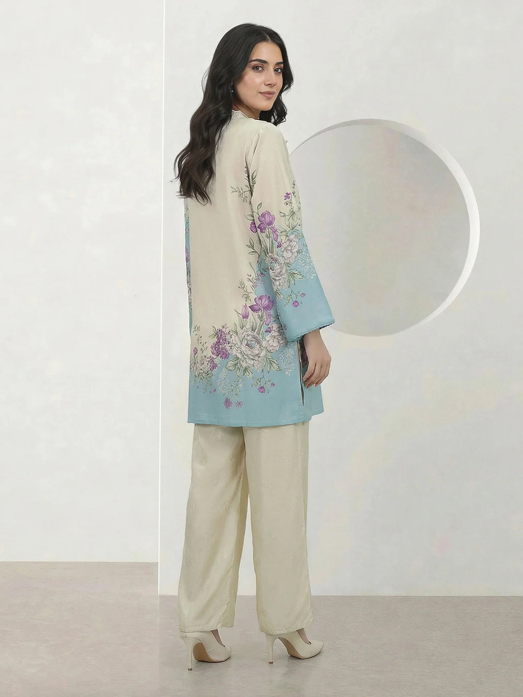 Limelight 2 Piece silk embroidered Pret