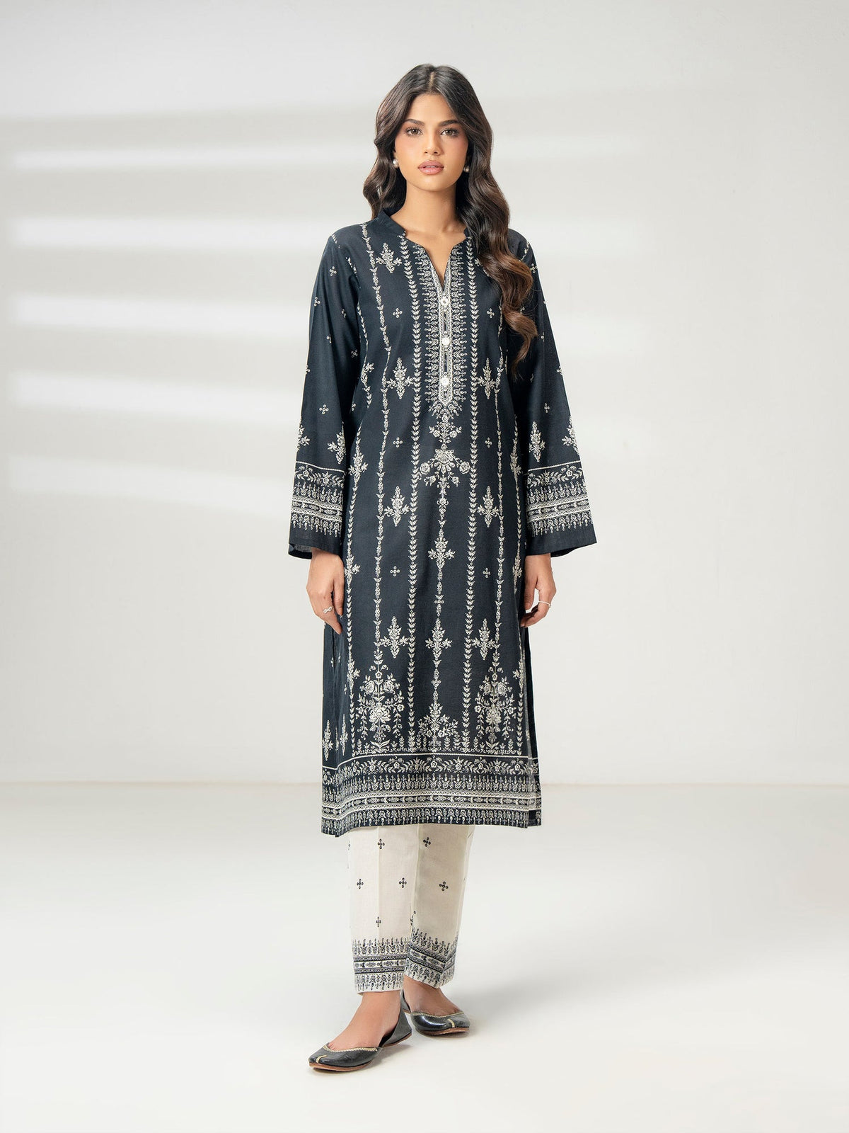 Limelight 2 Piece Khaddar Suit-Printed (Pret)