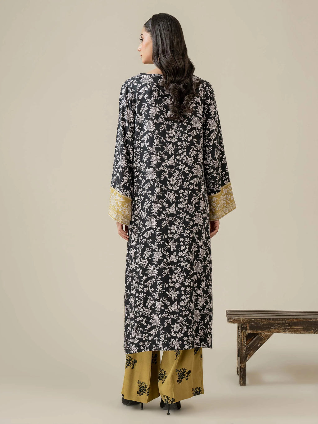 {{ product.title }} | Pakistani Clothes UK | Salenmore