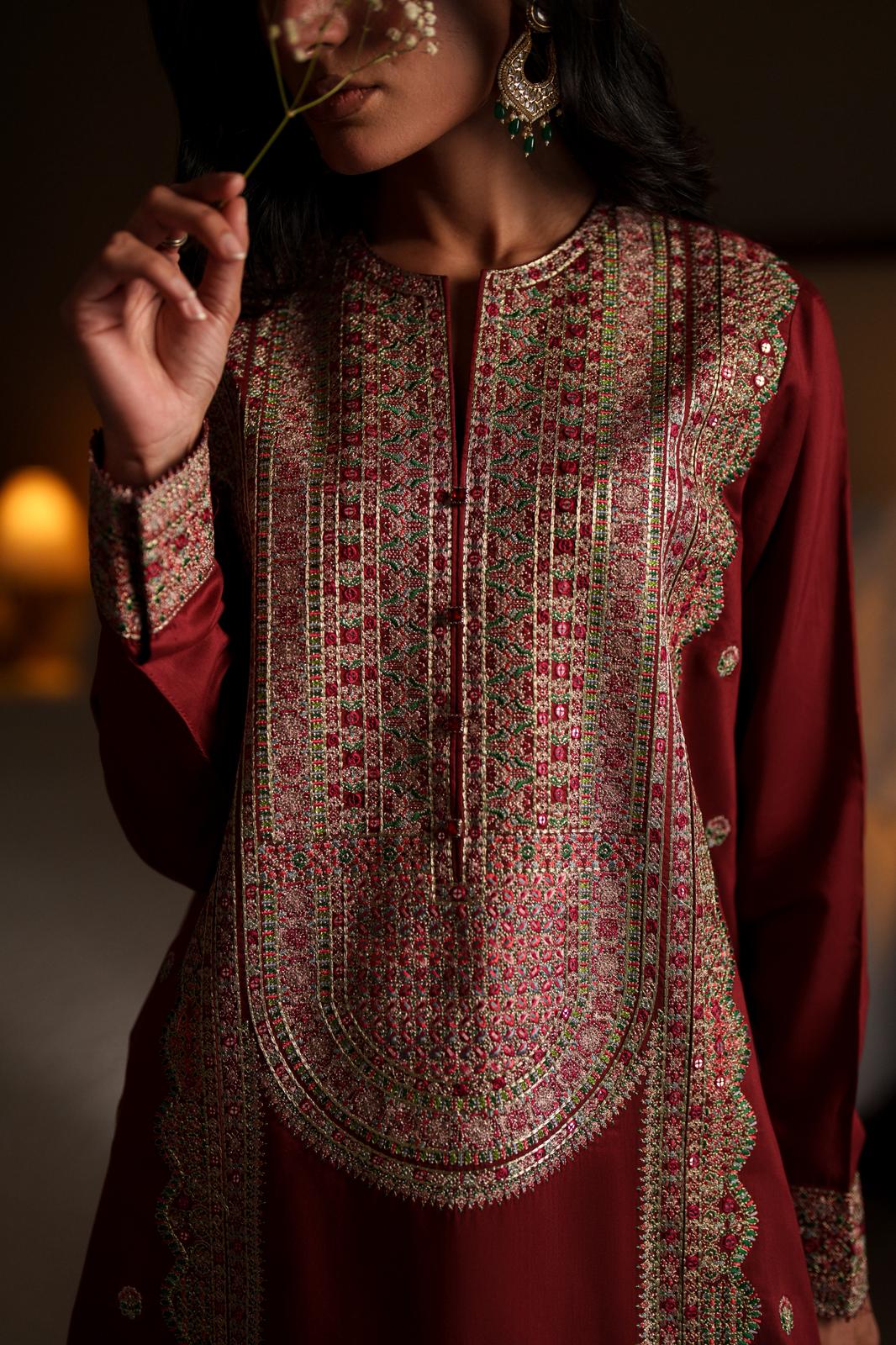 Casual Lite Luxury Festive Drop EALA Premium Silk Viscose 3 Piece Printed Dupatta Embroidered with Sequin Work and Lace for Modern Elegance
