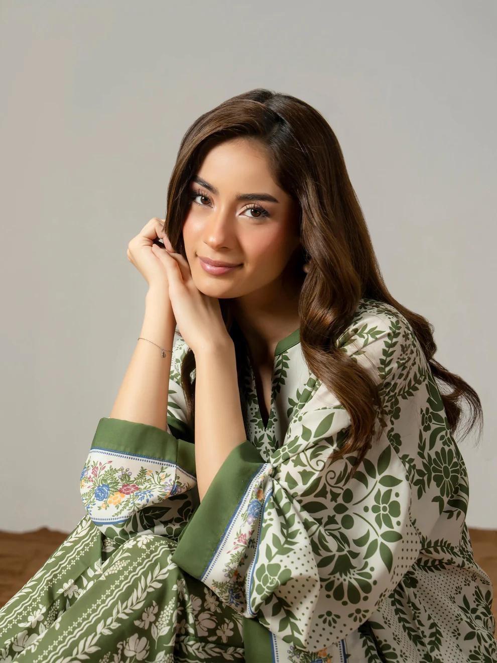 Salenmore | Limelight Original Loose Fit Printed Grip 2-Piece Coord Set – Top & Trouser for Women Loose-fit – Pakistani women's wear | Casual Dresses |