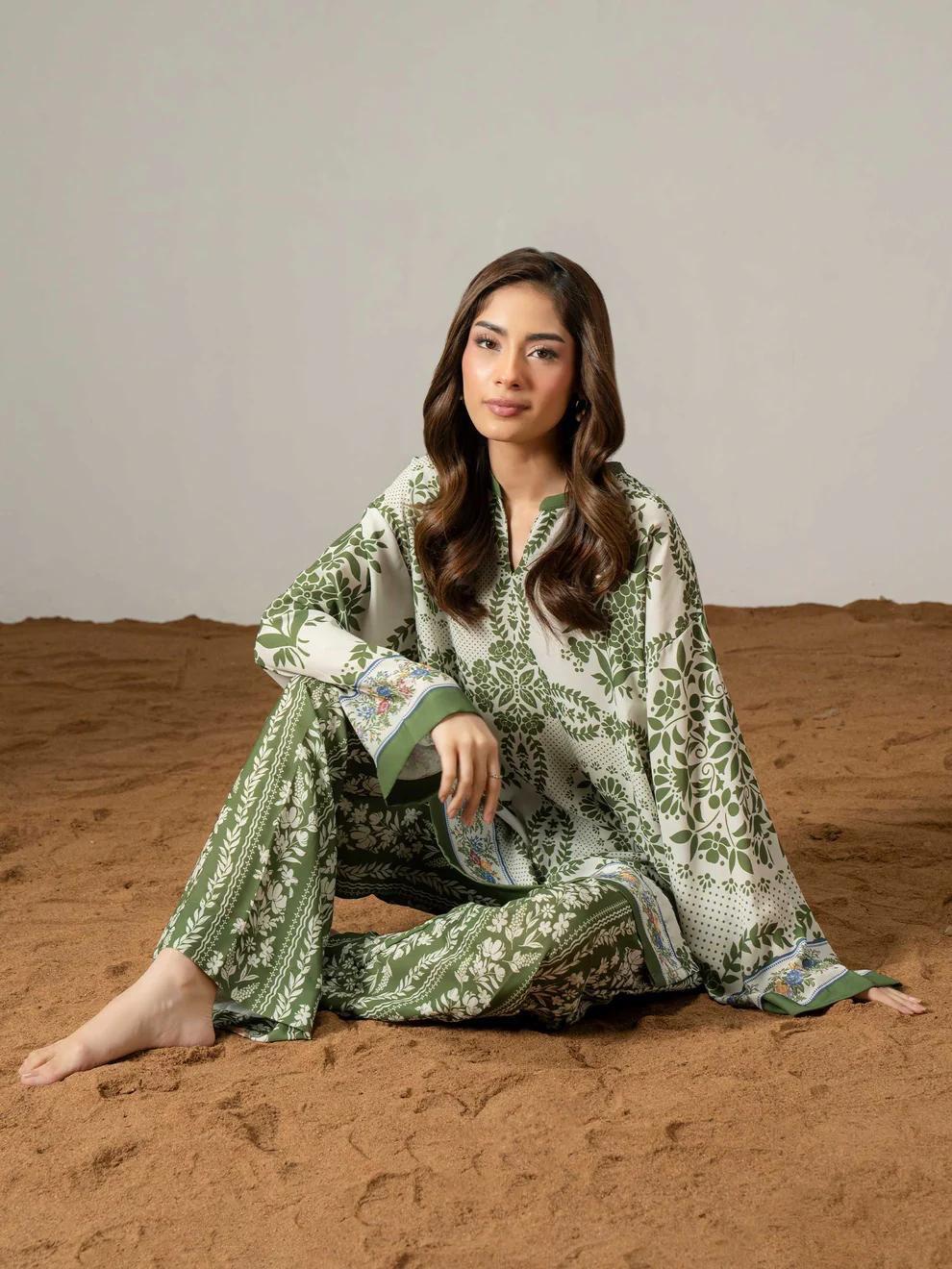 Salenmore | Limelight Original Loose Fit Printed Grip 2-Piece Coord Set – Top & Trouser for Women Loose-fit – Pakistani women's wear | Casual Dresses |