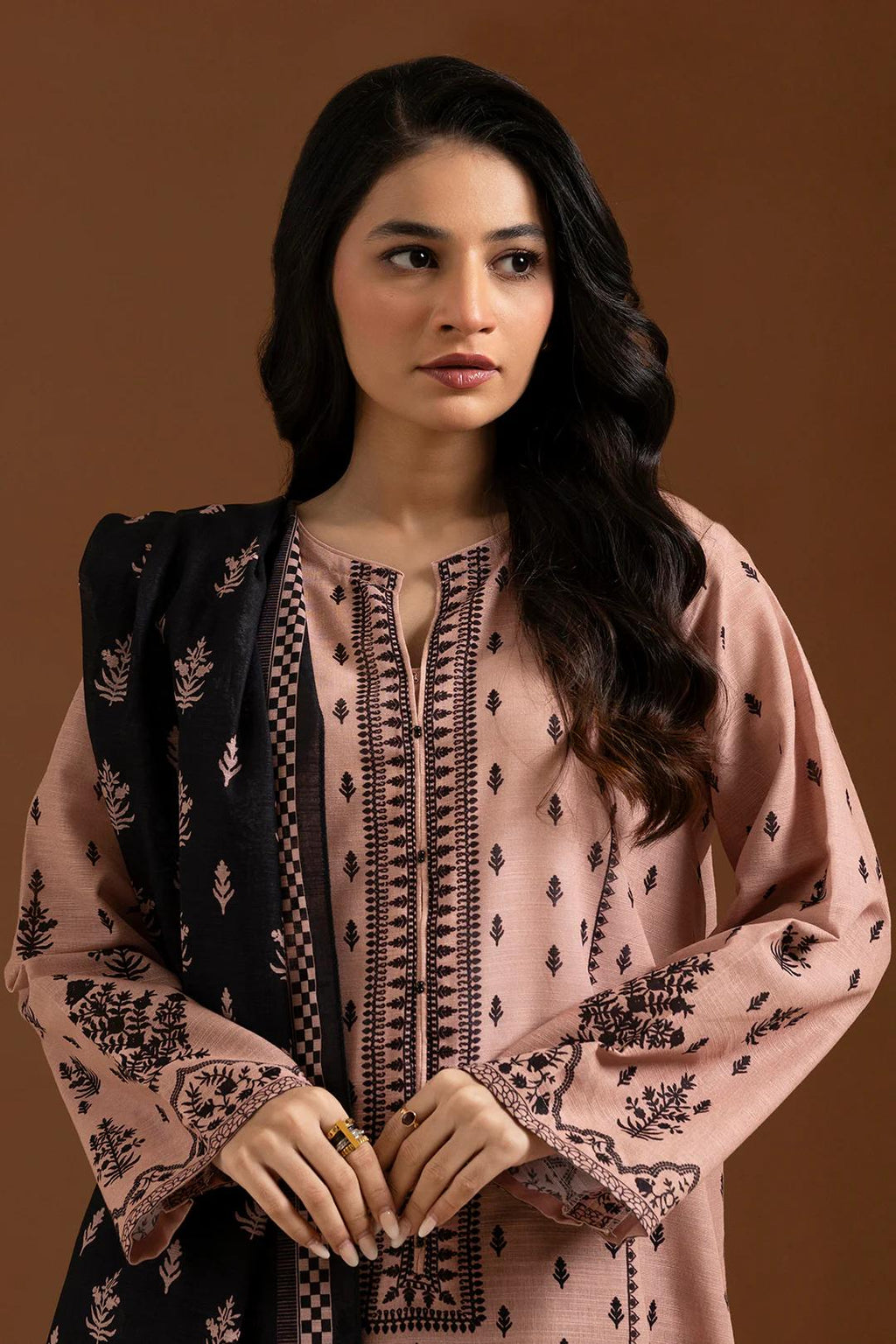Zellbury khaddar 2 piece printed kurta and dupatta pakistani outfit uk by salenmore