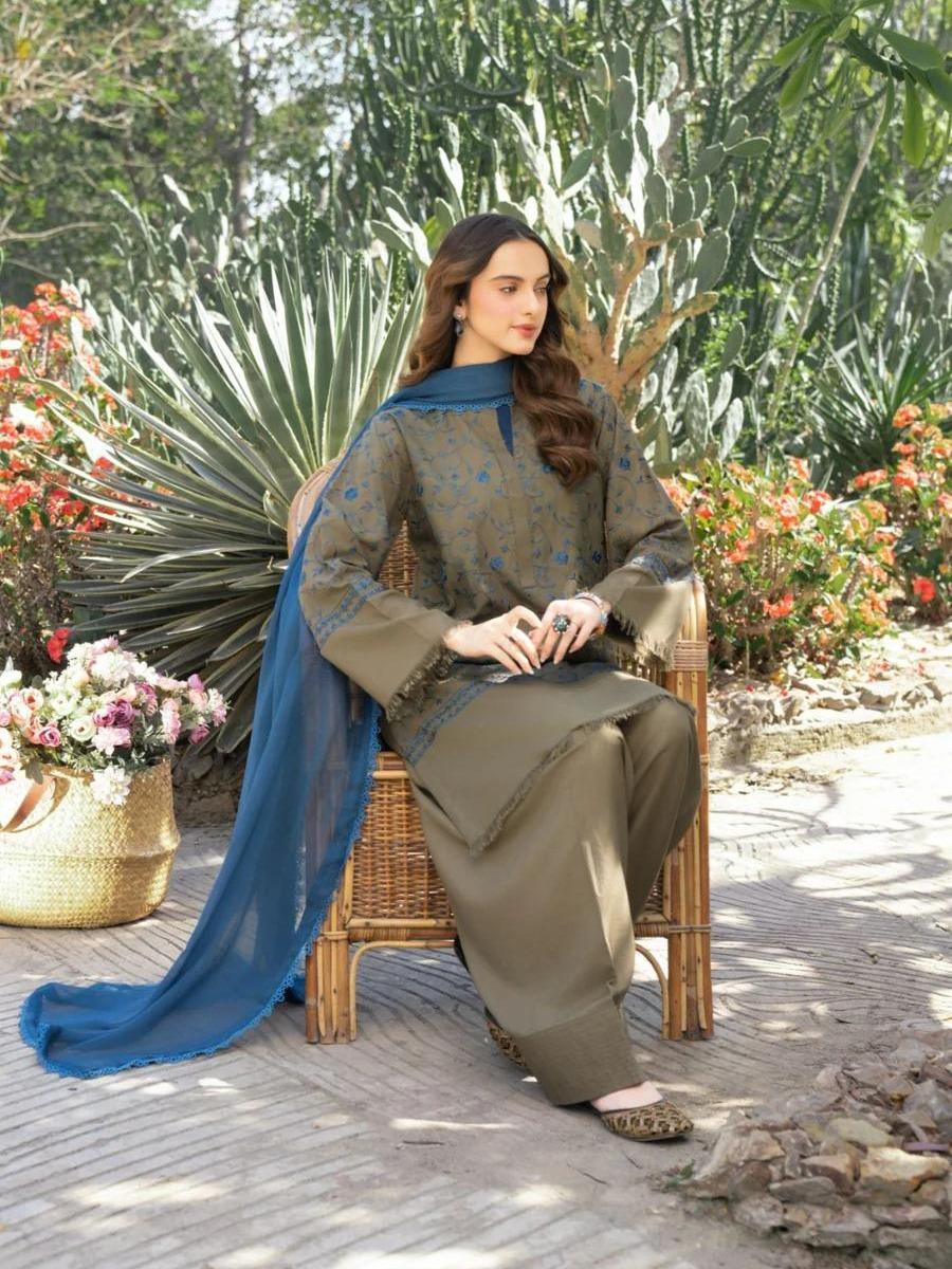 {{ product.title }} | Pakistani Clothes UK | Salenmore