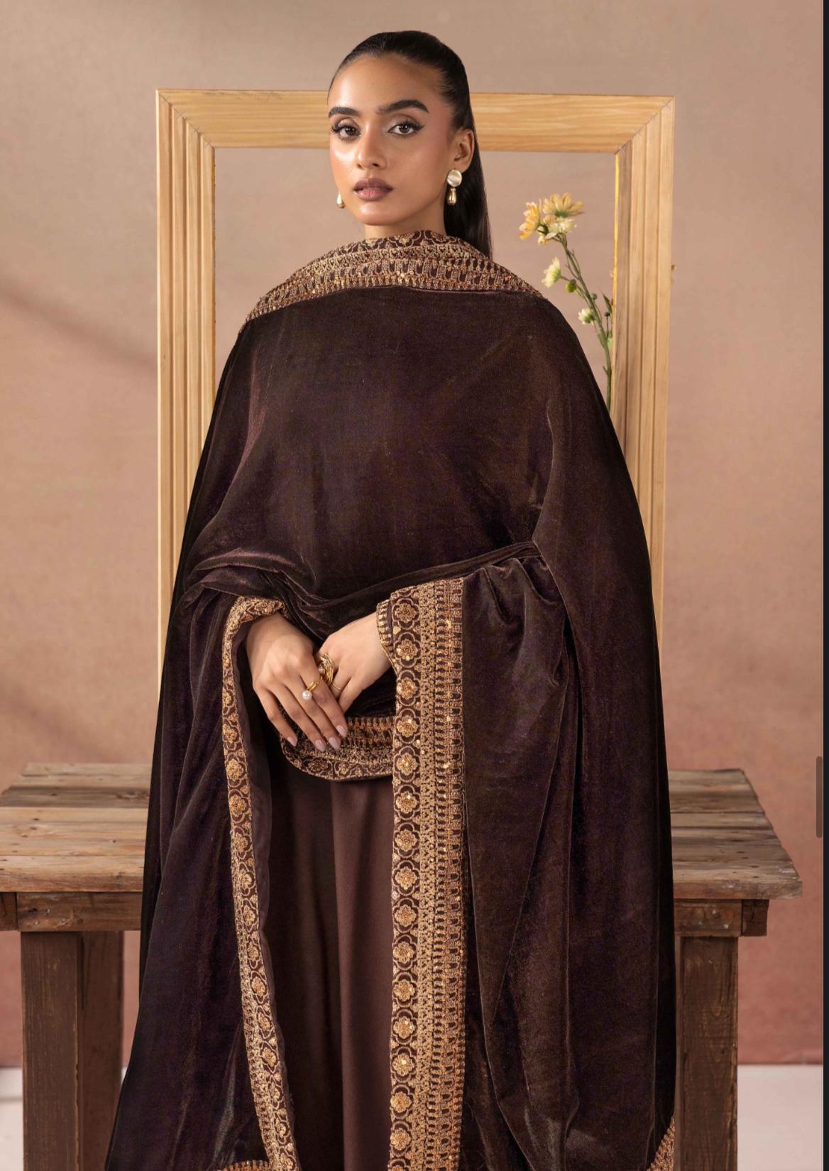 Salenmore | Amor by Simrans Dhanak Embroidered 3 Piece Suit with Velvet Shawl – Pakistani women's wear | Traditional Dress |