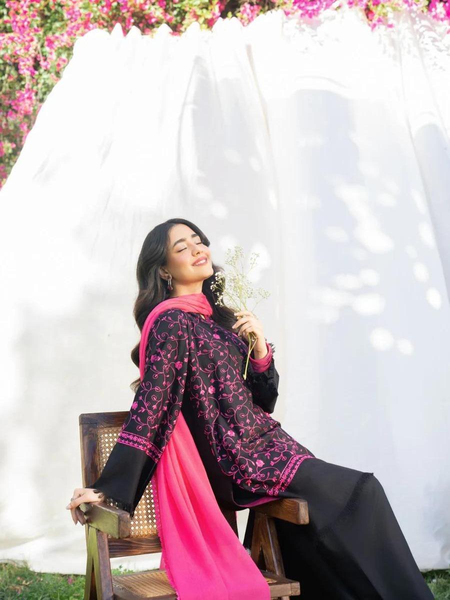 {{ product.title }} | Pakistani Clothes UK | Salenmore