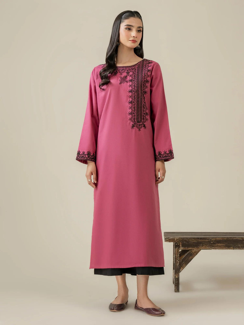 {{ product.title }} | Pakistani Clothes UK | Salenmore